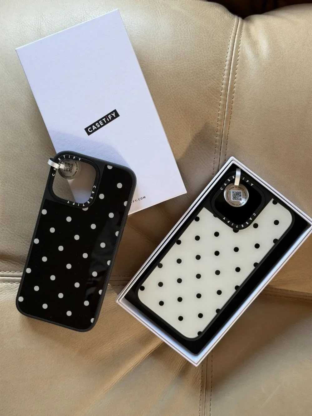CASETIFY | Polka Dot iPhone Case 16 pro max